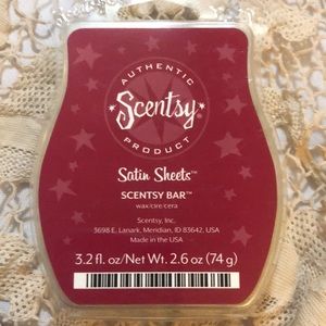 Scentsy 3.2 fl oz Satin Sheets Wax Melt Cubes